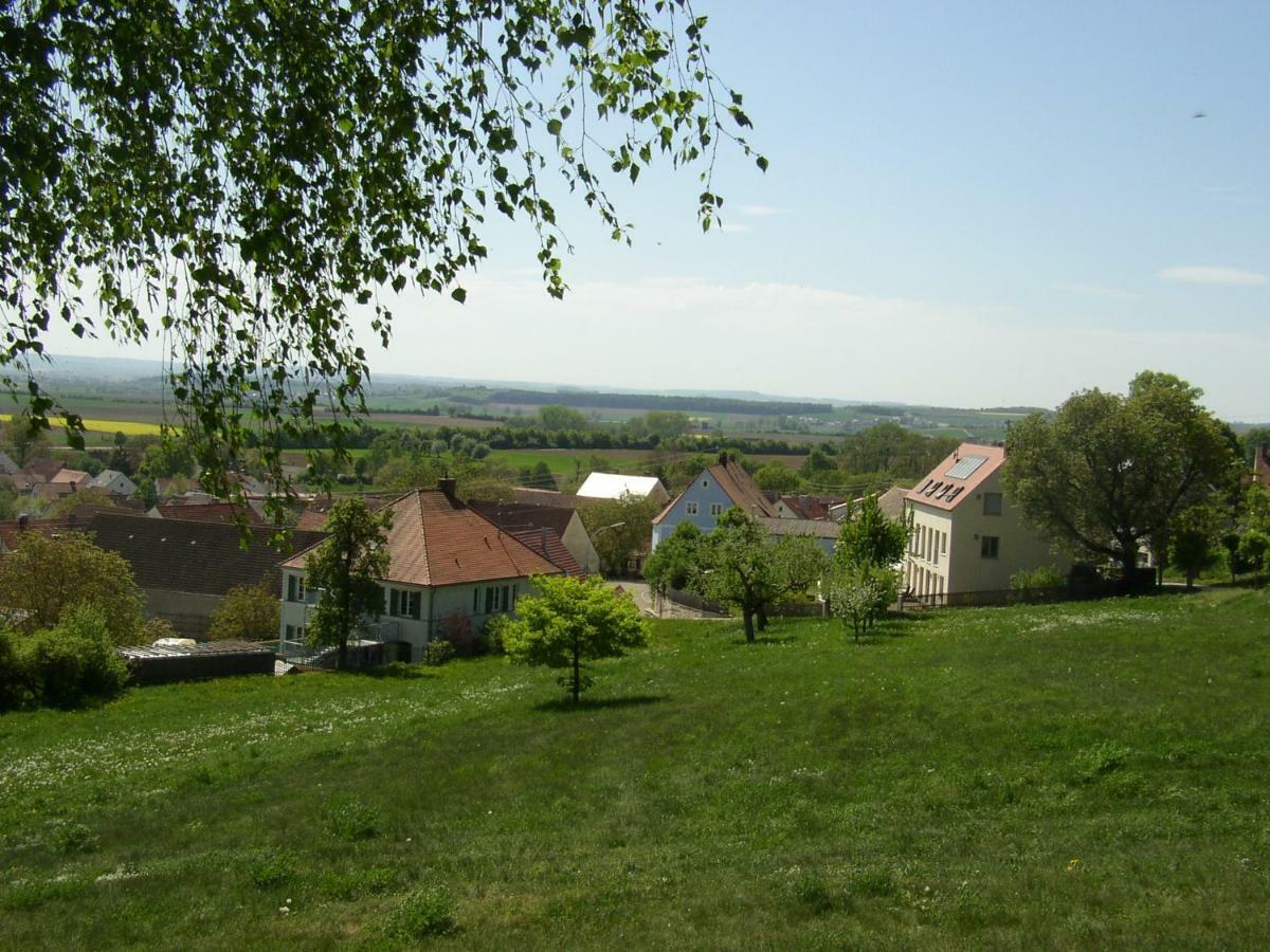 Im Haus Am Ries Apartment Ehingen am Ries Bagian luar foto